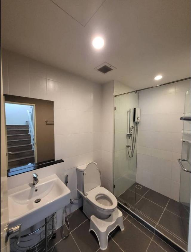 ขาย/ให้เช่า ทาวน์โฮม 3 ชั้น บ้านกลางเมือง (รามอินทรา-วัชรพล) 3 ห้องนอน ใกล้ แฟชั่นไอส์แลนด์ โทร 095-9166677 9