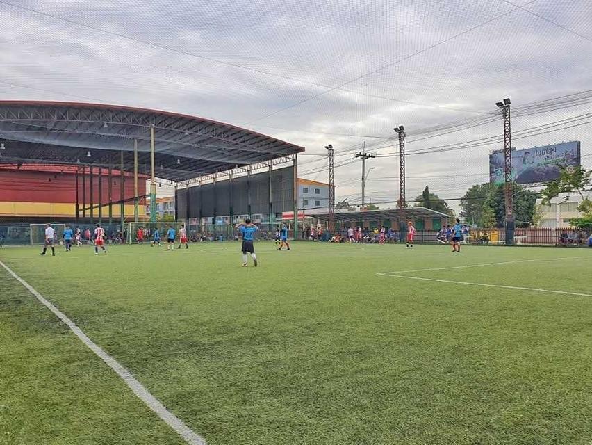 S.W. FOOTBALL CLUB สนามฟุตบอลหญ้าเทียมในร่มขนาดมาตรฐาน