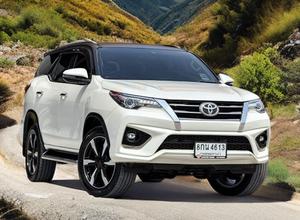 ปี 2018 TOYOTA FORTUNER, 2.8 TRD SPORTIVO 4WD (Black Top)