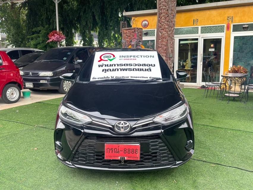 TOYOTA YARIS ตัวHATCH  SPORT เครื่อง1.2cc. เกียร์ AUTO ปี 2021 #รถมือเดียวป้ายเเดงไมล์น้อย27,xxxกม. รับประกันศูนย์ถึงปี2024 2