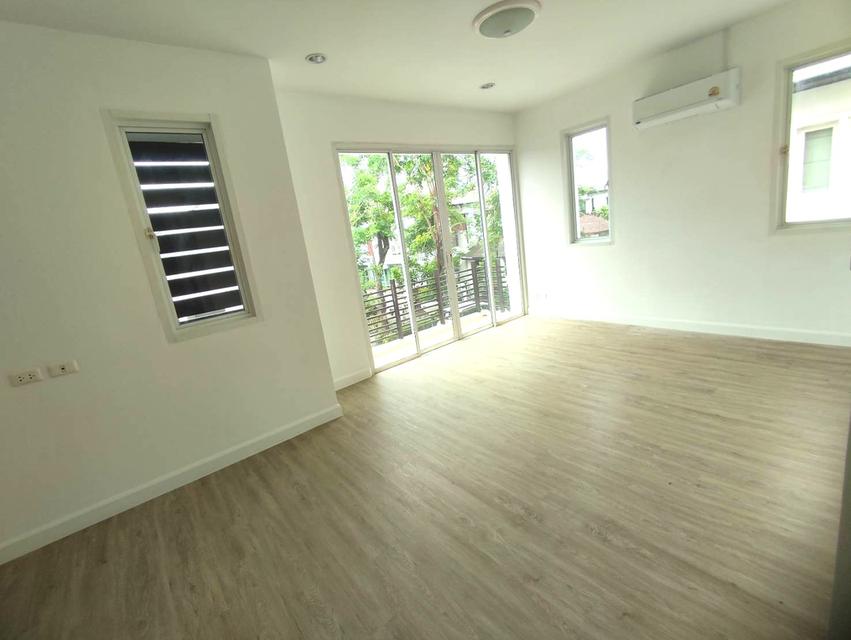 ขาย / ให้เช่า บ้านเดี่ยวสุดสวย ในโครงการบลูลากูน 1 บางนาตราด กม.8 3