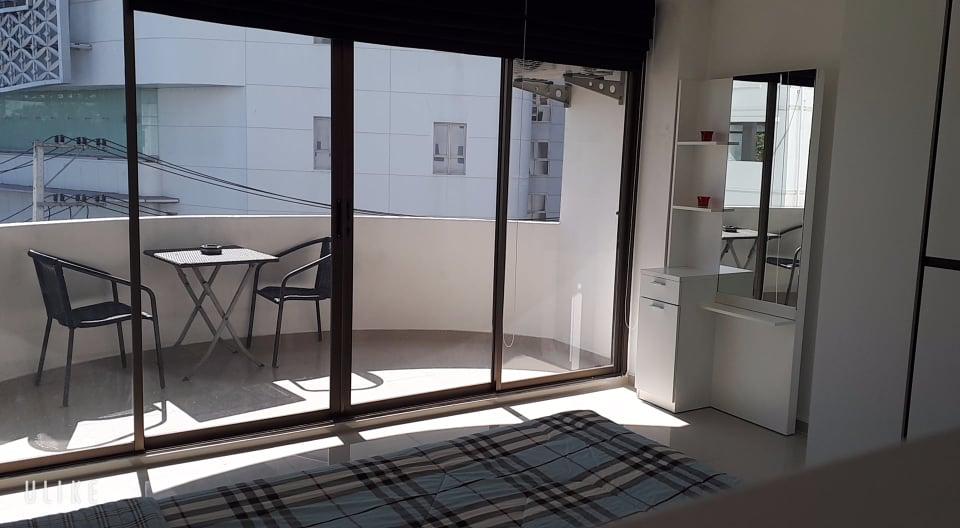 ✨ ให้เช่าคอนโดทำเลทองย่านเศรษฐกิจ วิวสวย ห้องกว้างเป็นส่วนตัว เฟอร์ครบ พร้อมคลับเฮ้าส์ สระว่ายน้ำ และระบบรักษาความปลอดภัย 24 ชม. ใกล้ตลาดและห้าง 1