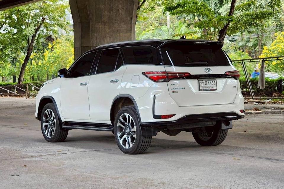 🔥ฟรีดาวน์ รถสวยมือเดียว ตัวท๊อปสุด รถเดิมๆ น๊อตไม่ขยับ Toyota Fortuner 2.8 LEGENDER BLACK TOP 4WD AT ปี 2022 7