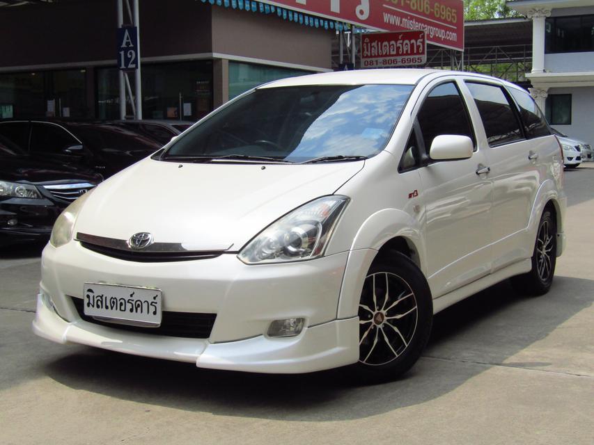 Toyota wish 2009 4