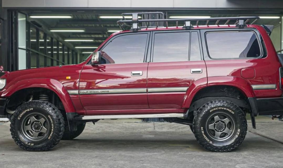 ขายรถ Toyota Land Cruiser สีแดง 6