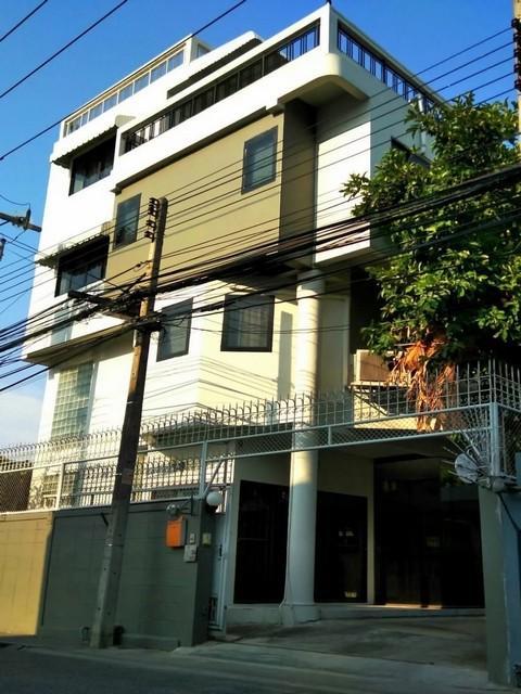 ให้เช่าบ้านเดี่ยว 4 ชั้น สุขุมวิท 85 ใกล้ BTS บางจาก ใกล้นานาชาติ Well 1