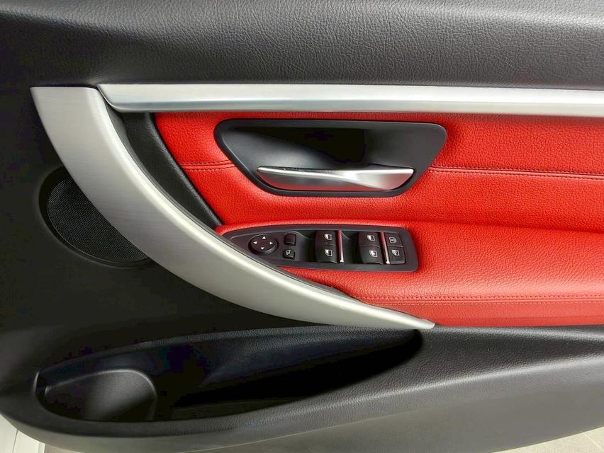 รหัสรถ KPM7997 ‼️BMW 330e Sport Plug-In Hybrid F30 ปี 2018 จด 20‼️  5