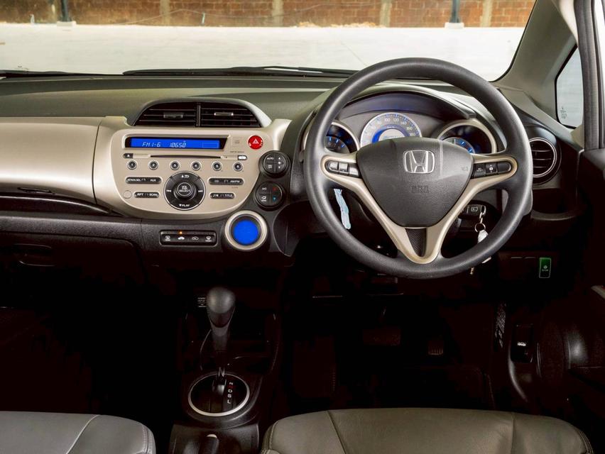 ขาย Honda Jazz 1.3Hybrid ปี13 10