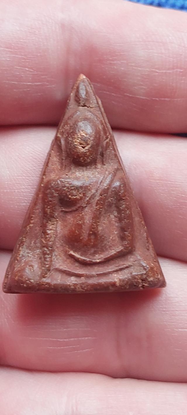 พระนางพญาพิมพ์เข่าโค้ง หลังยันต์ดวง ปี2514 รูปที่ 6