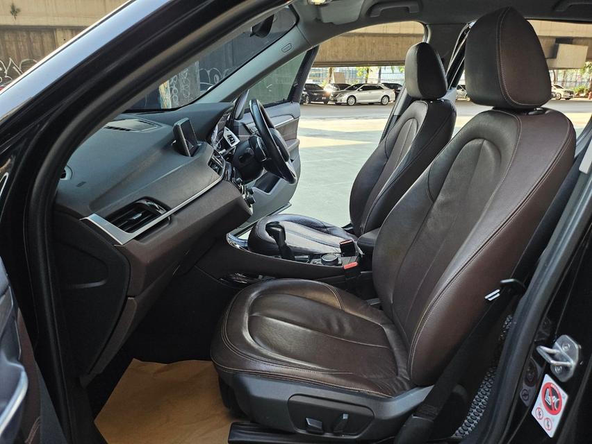 BMW X1 SDRIVE18D RHD AT ปี 2017 ถูกมาก 699,000 บาท มือเดียว สวยพร้อมใช้ จัดล้นได้ 4