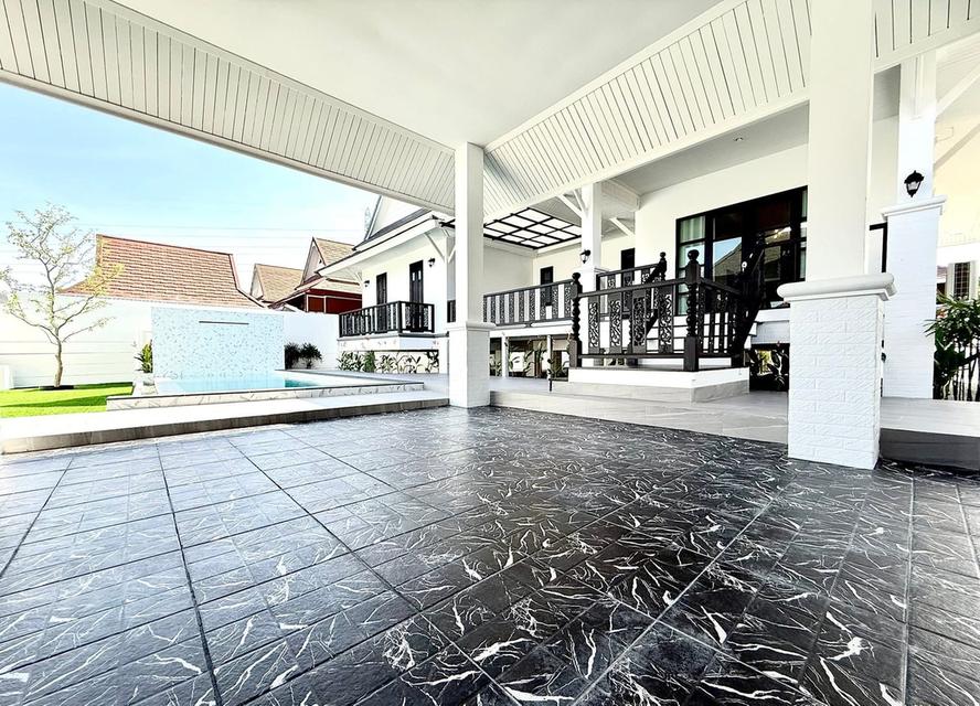 Luxury villa Pattaya for sale 20