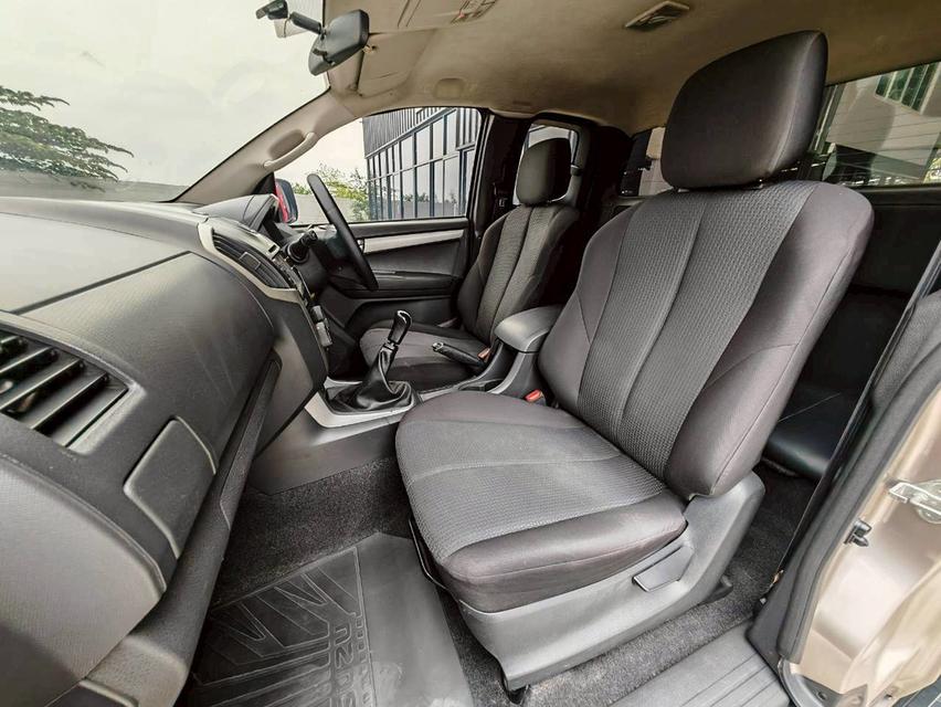 2012 ISUZU D-MAX 2.5VGS(CAB) Z Hi-Lander 9