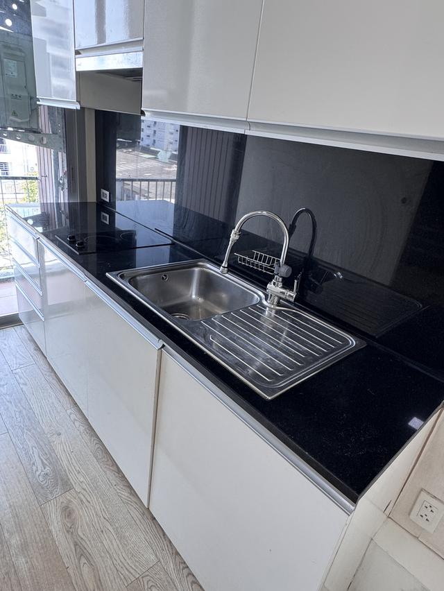 ปล่อยด่วน! เจ้าของขายเอง คอนโดใกล้รถไฟฟ้า มีที่จอดรถส่วนตัว 7