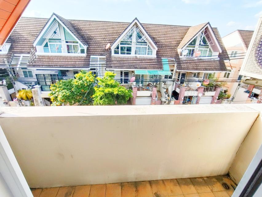 🏠 ขาย TownHome หมู่บ้าน MERIT PLACE ลาดพร้าว 87 ทะลุ ลาดพร้าว 101 รับประกันราคาดีที่สุดในหมู่บ้าน 3,090,000 บาท ทำเลดีเยี่ยม ใกล้รถไฟฟ้า ใกล้ห้าง ใ 20