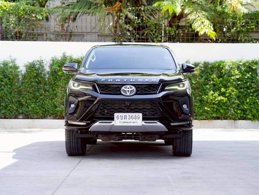 Toyota Fortuner 2.4G ปี22 2