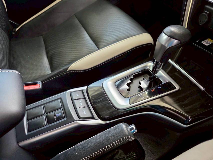 Toyota Fortuner 2.8 Legender 4WD ปี 2023 6