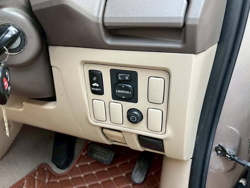 TOYOTA FORTUNER 3.0V A/T 4x4 ปี 2005 รถมือเดียว เลขไมล์น้อย สภาพสวยพร้อมใช้ เครื่อง/เกียร์/ช่วงล่างสมบูรณ์ รถสะอาด รูปที่ 12
