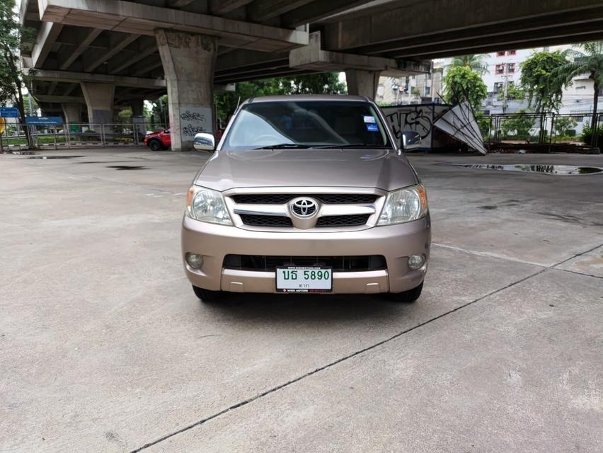 ขายรถ Toyota Vigo 2.5G Cab ปี 2006 สีน้ำตาล เกียร์ธรรมดา  2