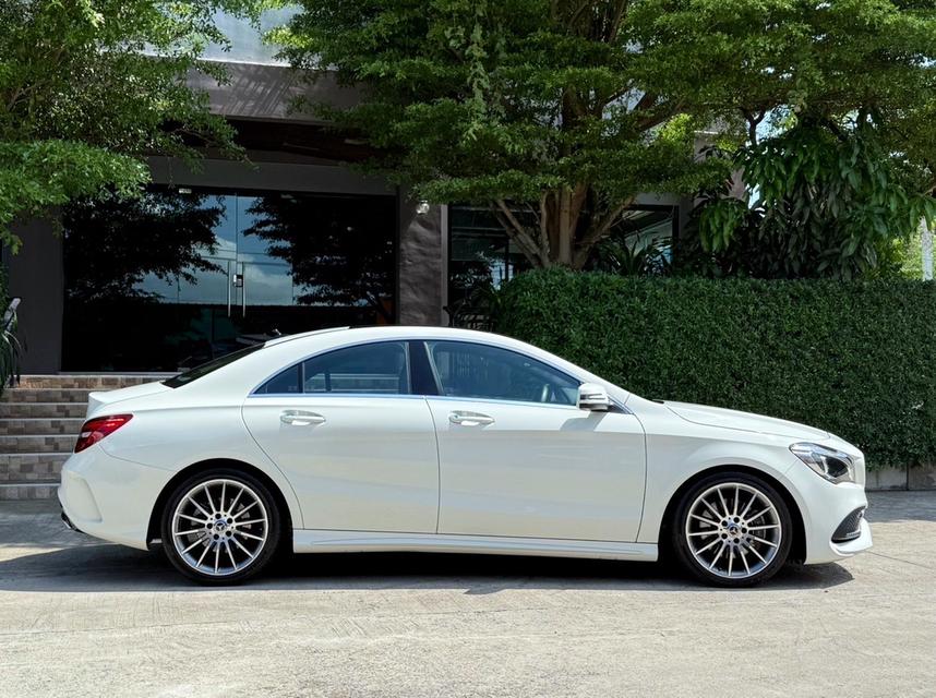 2018 BENZ CLA 250 AMG FACELIFT รถออกศูนย์ BENZ THAILAND รถวิ่งน้อยเพียง 80,000 กม รถไม่เคยมีอุบัติเหตุครับ
