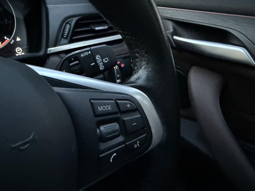 รหัสรถ AP2244 BMW X1 sDrive18i xLine ปี18 สีขาว รูปที่ 15