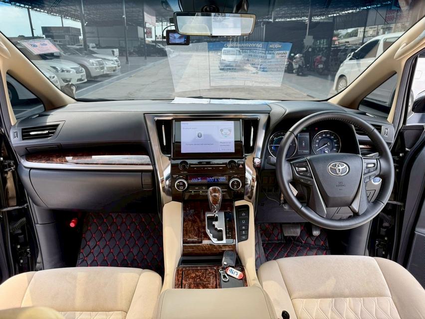 TOYOTA Alphard 2.5 HV 4wd ปี 2022 12