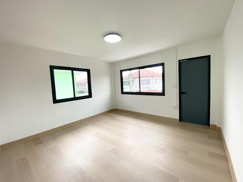 ขายบ้านพระปิ่น 2 ถนนศาลาธรรมสพน์ พุทธมลฑลสาย2 รีโนเวทใหม่ทั้งหลัง 8