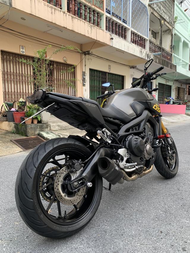 Fz-09 ปี 2014 จด 15