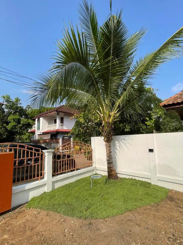 บ้านสันผีเสื้ออำเภอเมืองเชียงใหม่ ในโครงการรุ่งเรืองเลควิว 5