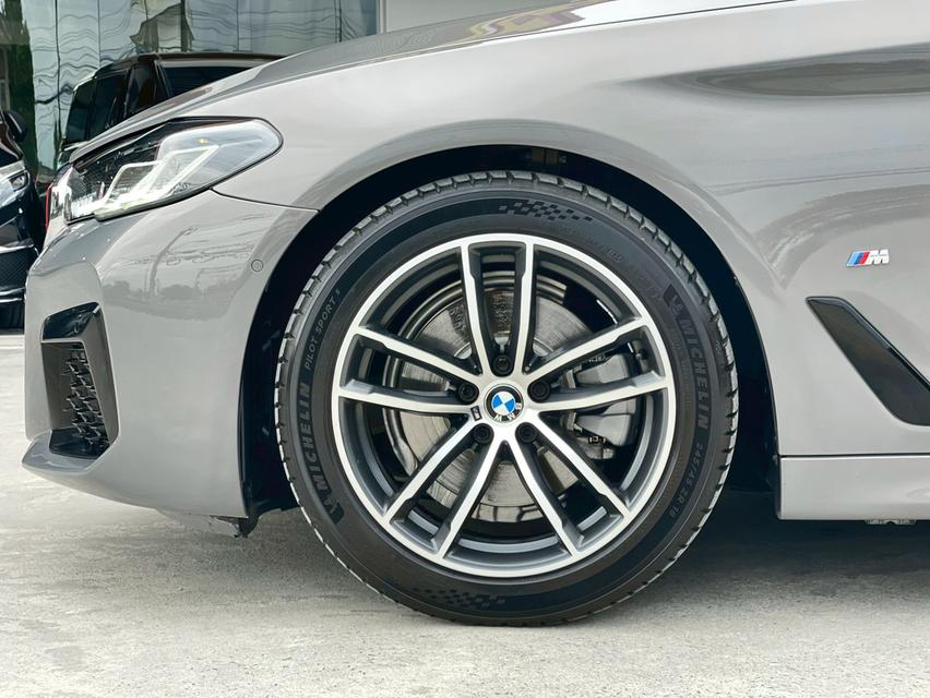 ขาย BMW 520d Msport ปี21 19