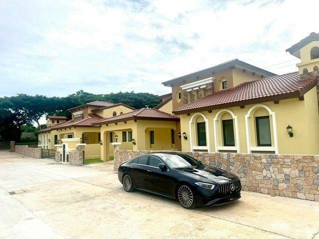  ขายบ้านสวย โครงการ ณุศา ชีวานี พัทยา NUSA CHIVANI PATTAYA พร้อมสระว่ายน้ำ โครงการบ้านพักตากอากาศสไตล์อิตาลีเเละทัสคานี