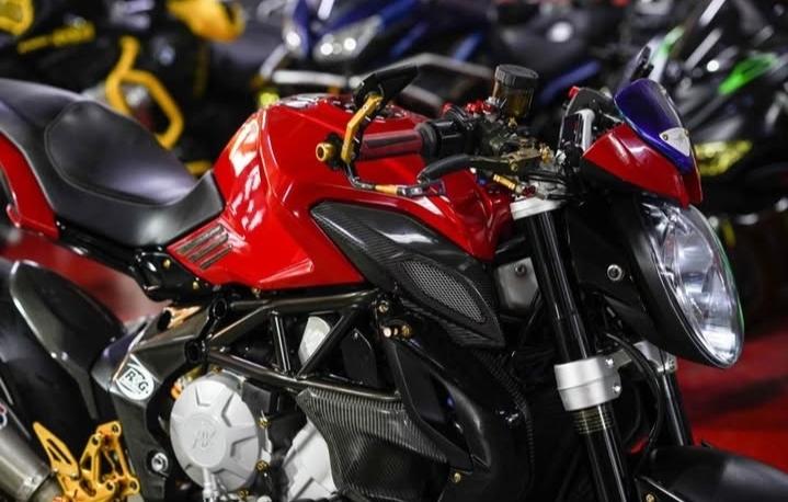 MV Agusta Brutale 800 Dragster ปี 2016 4