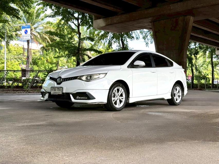ขายรถ MG5 1.5X Turbo Sunroof ปี 2019 สีขาว เกียร์ออโต้