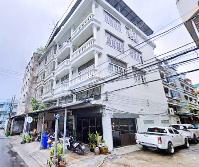 BTSสะพานตากสิน 1.8 กม. จันทร์ 39-43 อาคารพาณิชย์ 6 ชั้น 2 คูหา รร.อัสสัมชัญ 1.4กม. 660 ตร.ม. 6นอน 7น้ำ ถ. เจริญราษฎร์ เซ 1