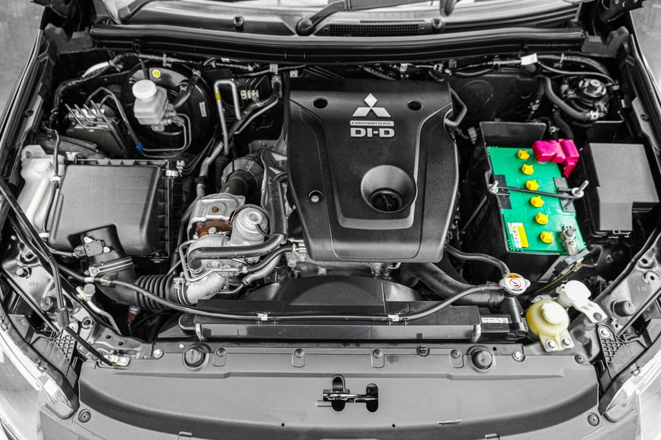 2019 Mitsubishi Pajero Sport 2.4 GT Premium Elite Edition 2WD SUV ดำ ไมล์ 105639 กม. 20