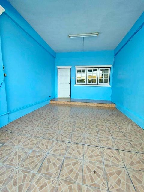 แยกอุทยาน ให้เช่าทาวน์เฮ้าส์ 3.5 ชั้น ใหม่ 22ตร.วา. 252 ตร.ม.ถ.บรมราชชนนี-พุทธมณฑลสาย 3 3 นอน ศาลาธรรมสพน์ ทวีวัฒนา 4