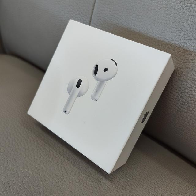 AirPods 4 ANC ใหม่ ยังไม่แกะ ไม่ Active (เครื่องศูนย์ไทย)