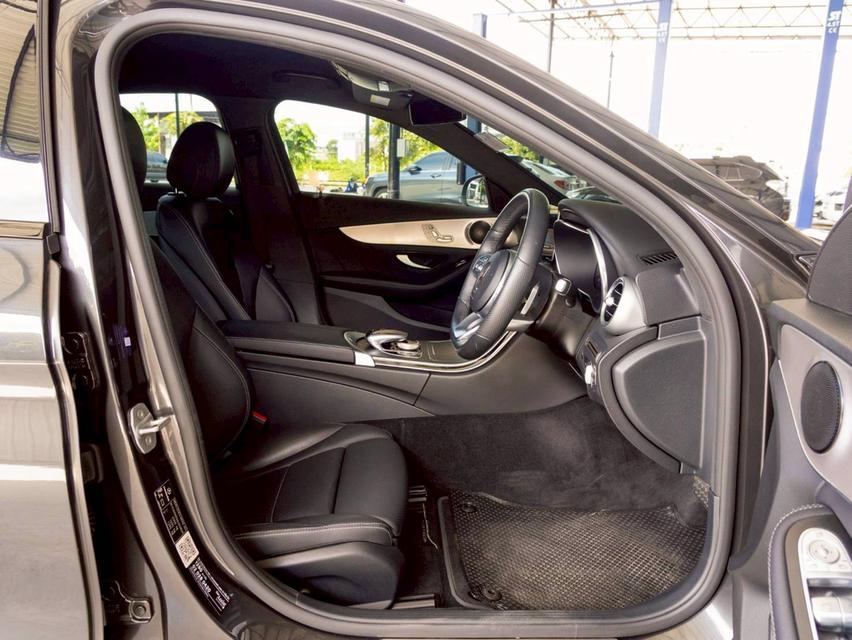 Mercedes Benz C300e AMG SPORT  ปี จด 2022 15