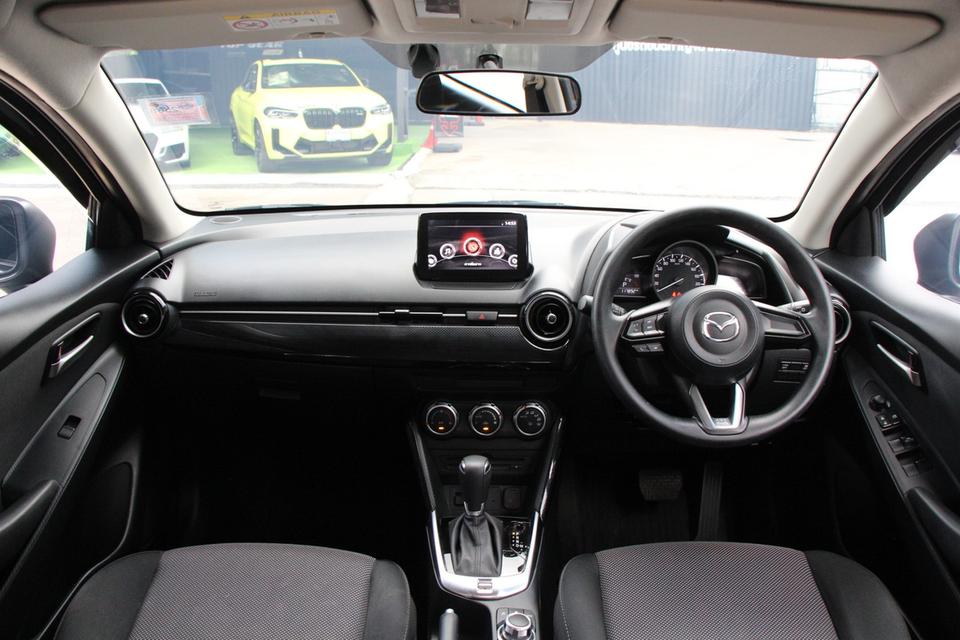 Mazda 2 1.3 HIGH AUTO ปีจดทะเบียน 2019  11