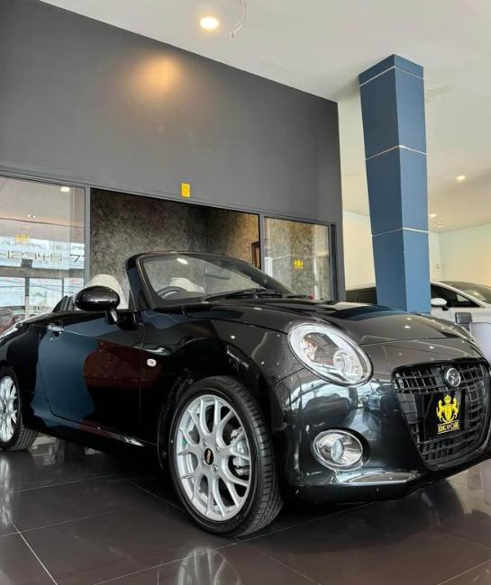 Daihatsu Copen สีดำ