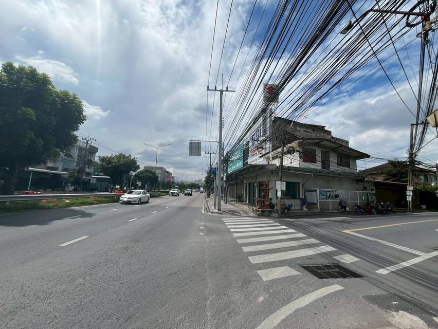 ขายบ้าน 2 ชั้น หลังมุม ติดถนนนวมินทร์111 บึงกุ่ม กรุงเทพมหานคร 5