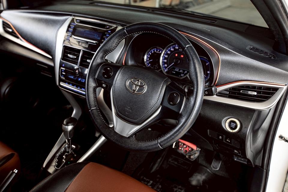 รหัสรถ GT1142 Toyota Yaris 1.2G ปี 2018  11