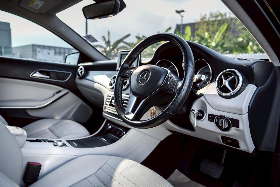 รหัสรถ CBL6291 Mercedes-Benz GLA200 1.6 Urban AT 2014 9