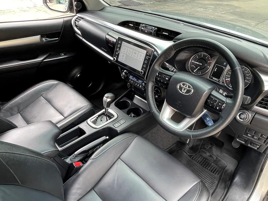TOYOTA HILUX REVO DOUBLE CAB 2.8 HIGH 4WD ปี 2022 AUTO 4X4 สภาพนางฟ้า รูปที่ 9