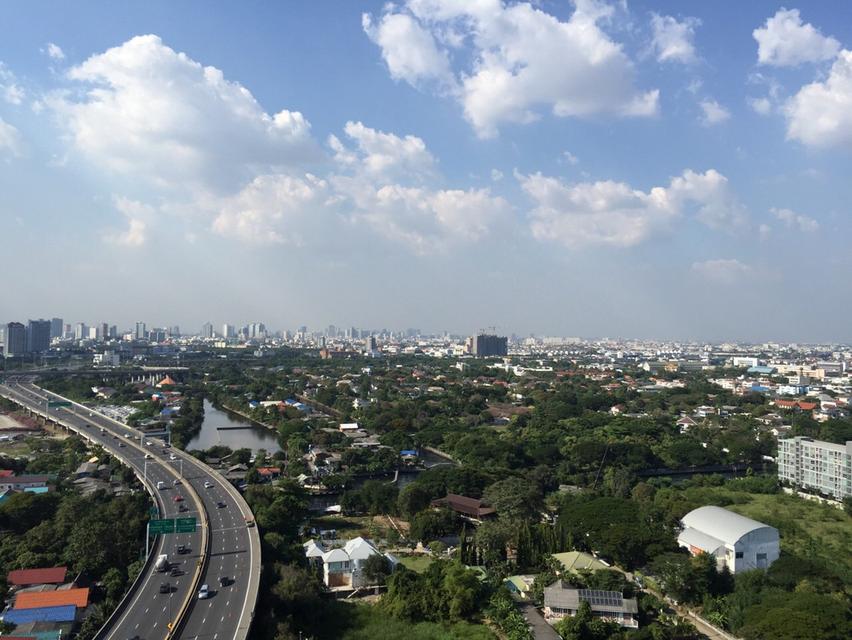 ด่วน ขายถูก คอนโดเดอะเบส พระราม 9 - รามคำแหง ห้องสตูดิโอ ขนาด 26 ตรม. ชั้น 23 วิวเมือง เฟอร์นิเจอร์ครบ พร้อมอยู่ ต่อรองได้ 17