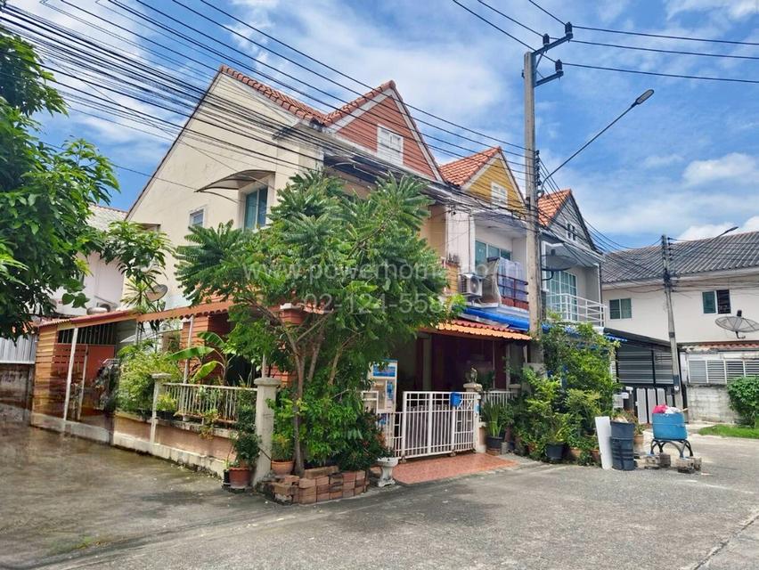 หมู่บ้านอู่ทองเพลส 6 ซอยเปียร์นนท์ ใกล้โรงพยาบาลสินแพทย์ ลำลูกกา ถนนลำลูกกา ต.คูคต อ.ลำลูกกา จ. ปทุมธานี 2