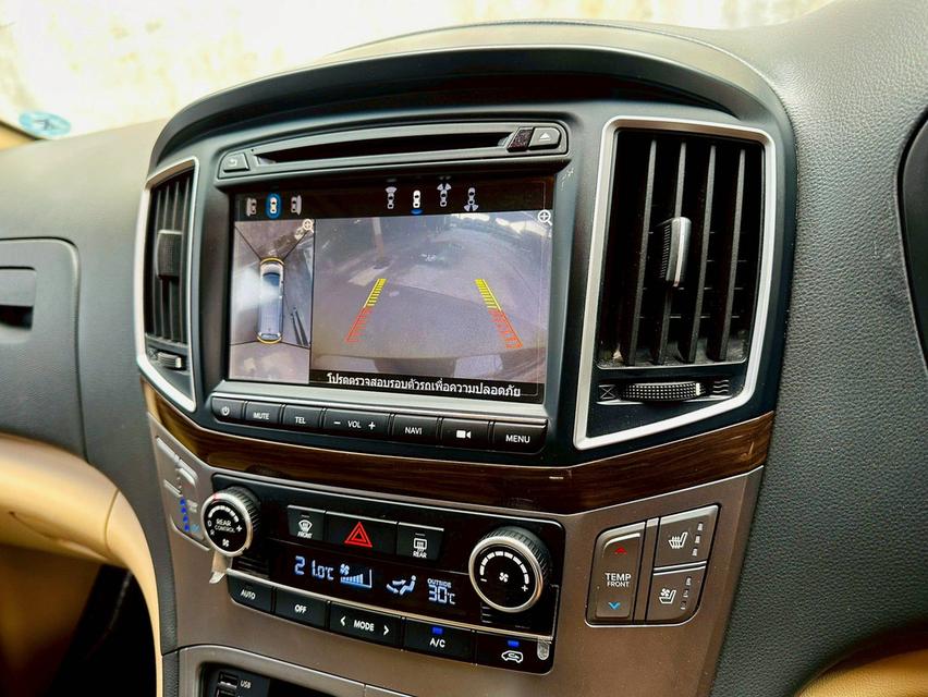ขาย Hyundai H1 2.5Deluxe ปี19 6