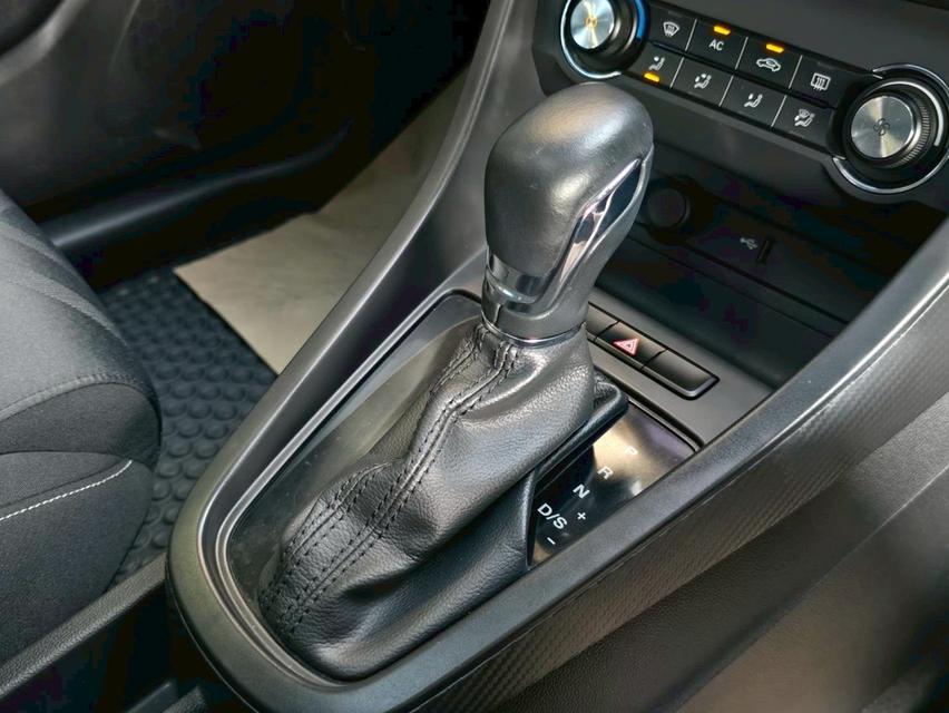 รหัสรถ WMT5543 MG3 1.5X Sunroof ปี 2018 8