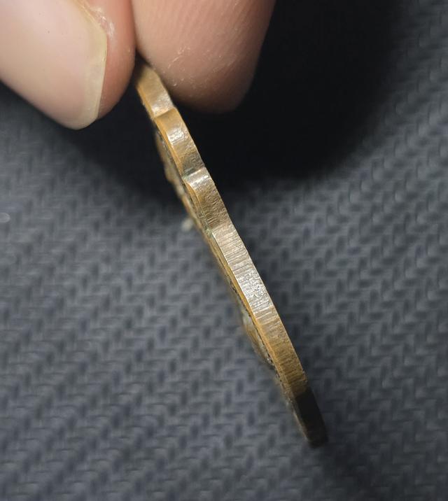 หลวงพ่อปาน รุ่นวชิรบารมี รูปที่ 3