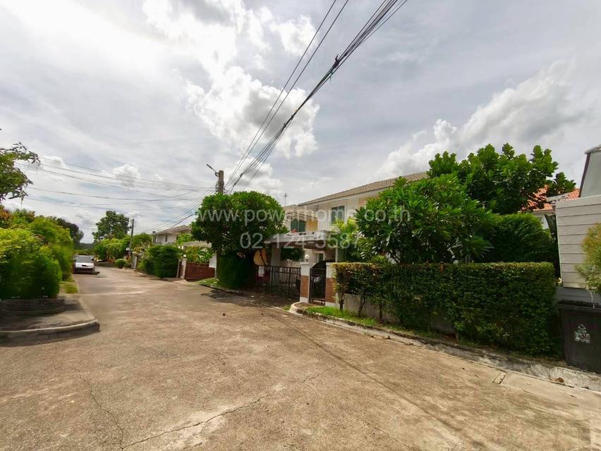 หมู่บ้านโฮมเพลส วงแหวน-รัตนาธิเบศร์ ซอย 3 ใกล้โชว์รูมและศูนย์บริการโตโยต้า ถนนกาญจนาภิเษก ต.บางแม่นาง อ.บางใหญ่ จ.นนทบุรี