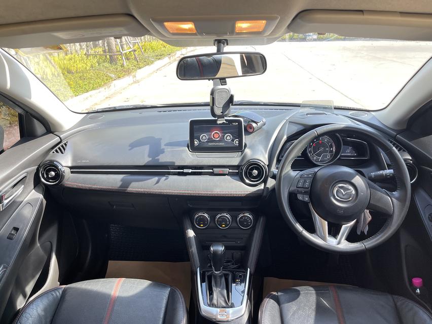 Mazda 2 5ประตู ปี2016 รุ่นท็อป สีดำ ขาย 275000 5